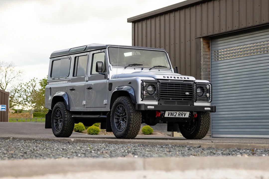 2012 Land Rover Defender 110 - Image 10 of 31