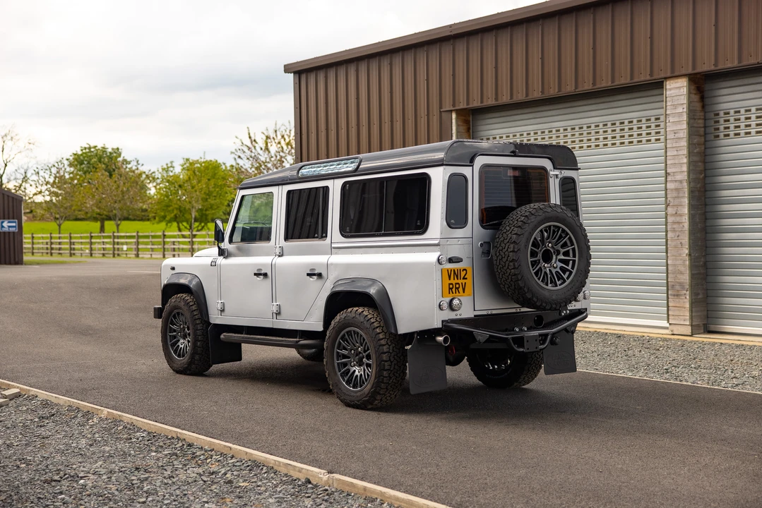 2012 Land Rover Defender 110 - Image 23 of 31
