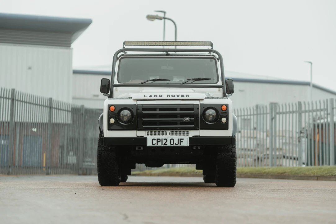 2012 Land Rover Defender 110 - Image 3 of 31