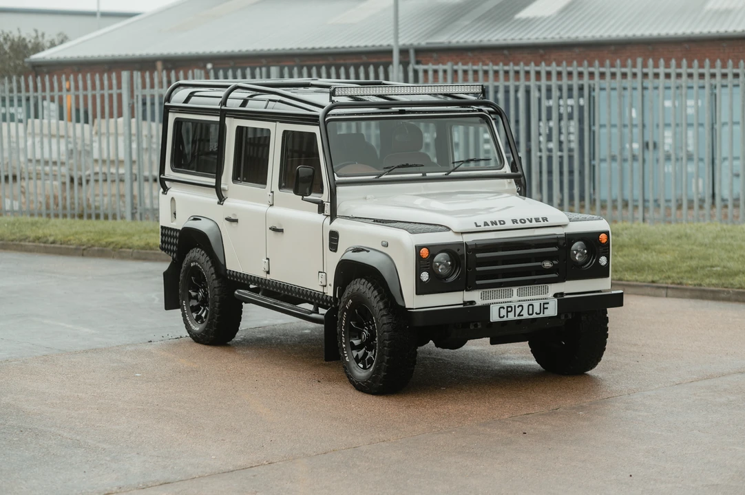 2012 Land Rover Defender 110 - Image 12 of 31