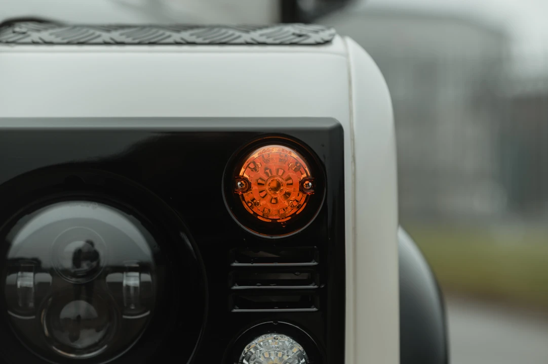 2012 Land Rover Defender 110 - Image 27 of 31