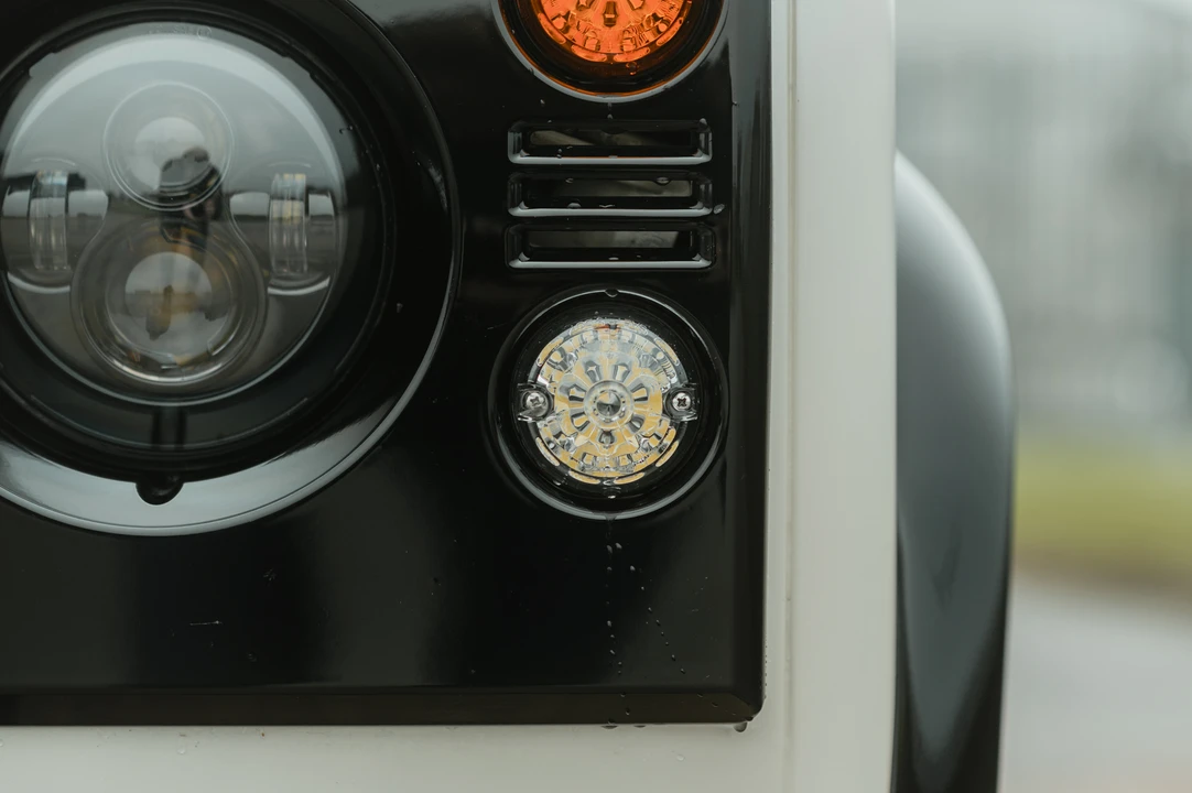 2012 Land Rover Defender 110 - Image 28 of 31