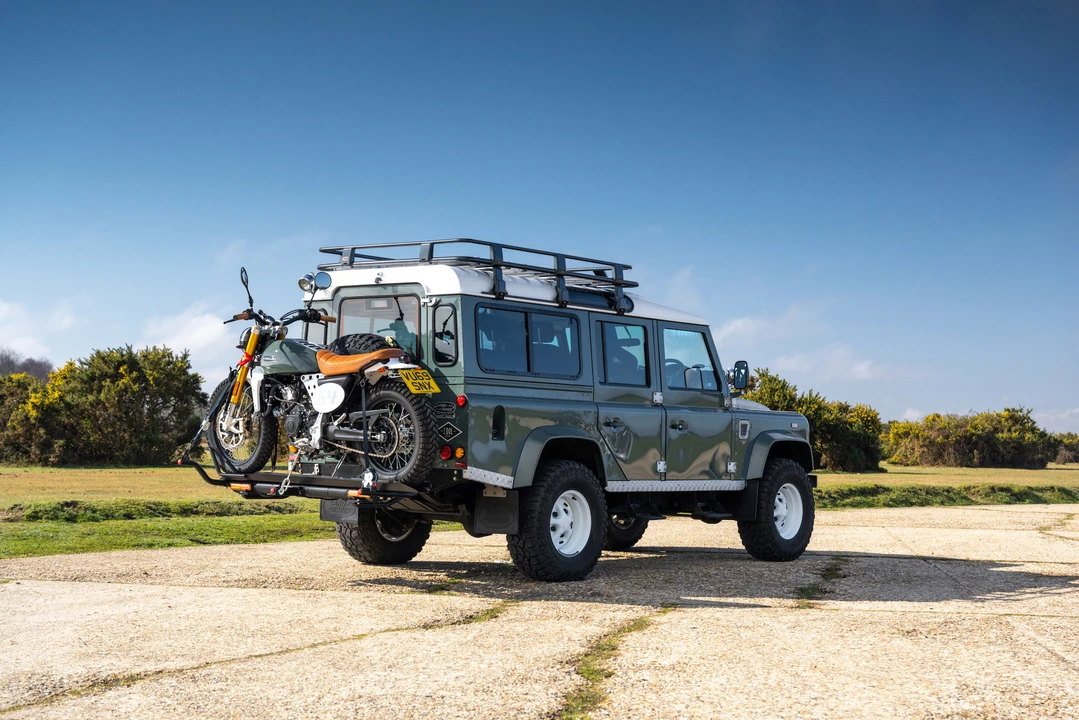 2012 Land Rover Defender 110 - Image 3 of 31