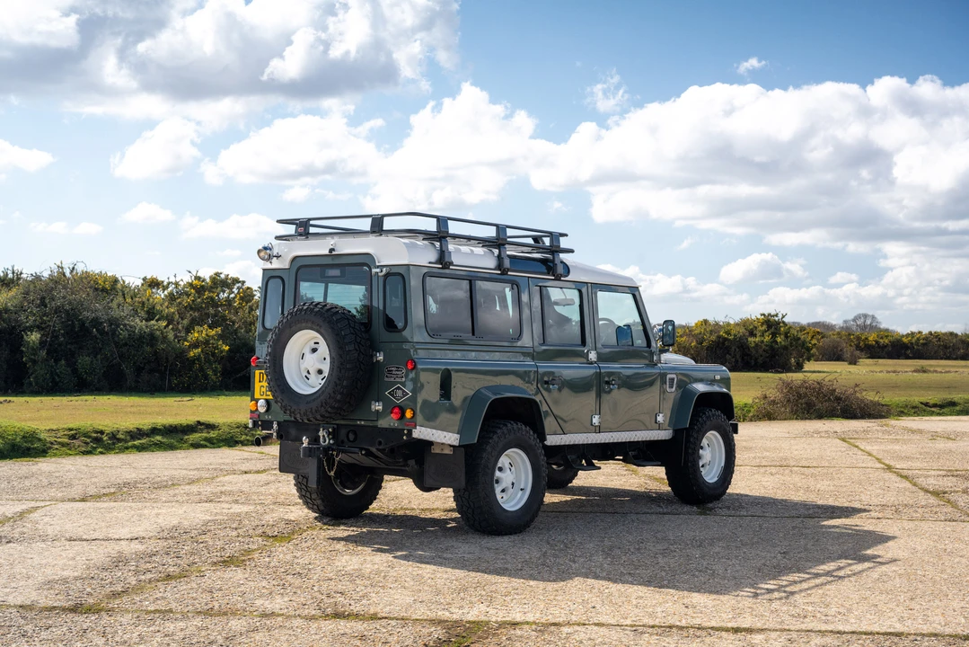 2012 Land Rover Defender 110 - Image 12 of 31