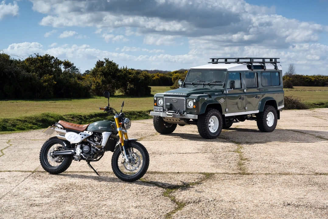 2012 Land Rover Defender 110 - Image 2 of 31