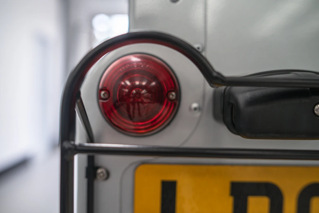 2012 Land Rover Defender 110 - Image 18 of 31