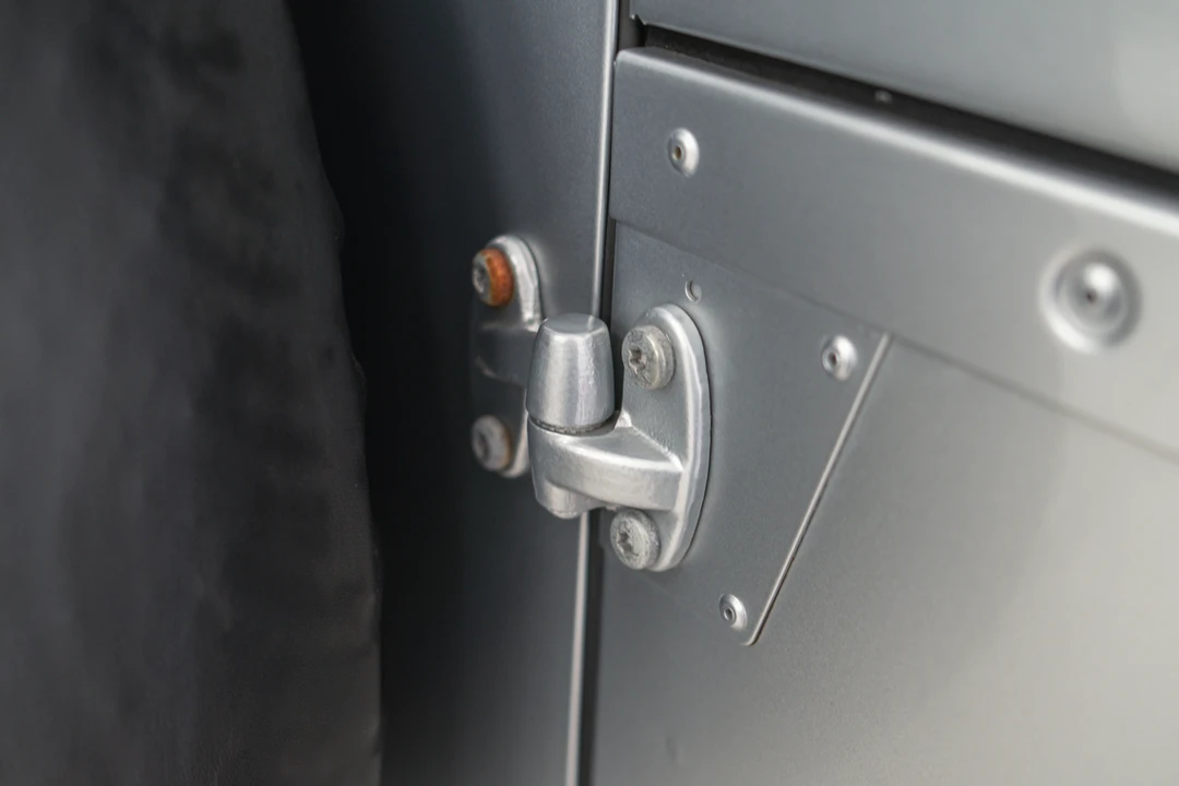 2012 Land Rover Defender 110 - Image 21 of 31