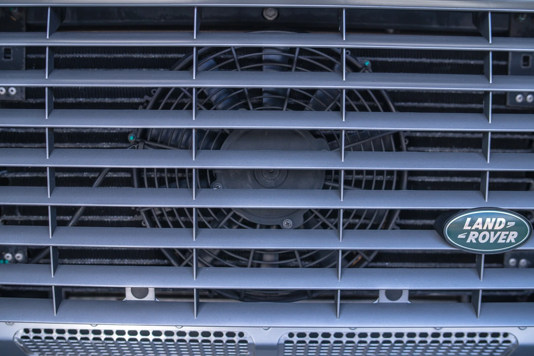 2012 Land Rover Defender 110 - Image 24 of 31