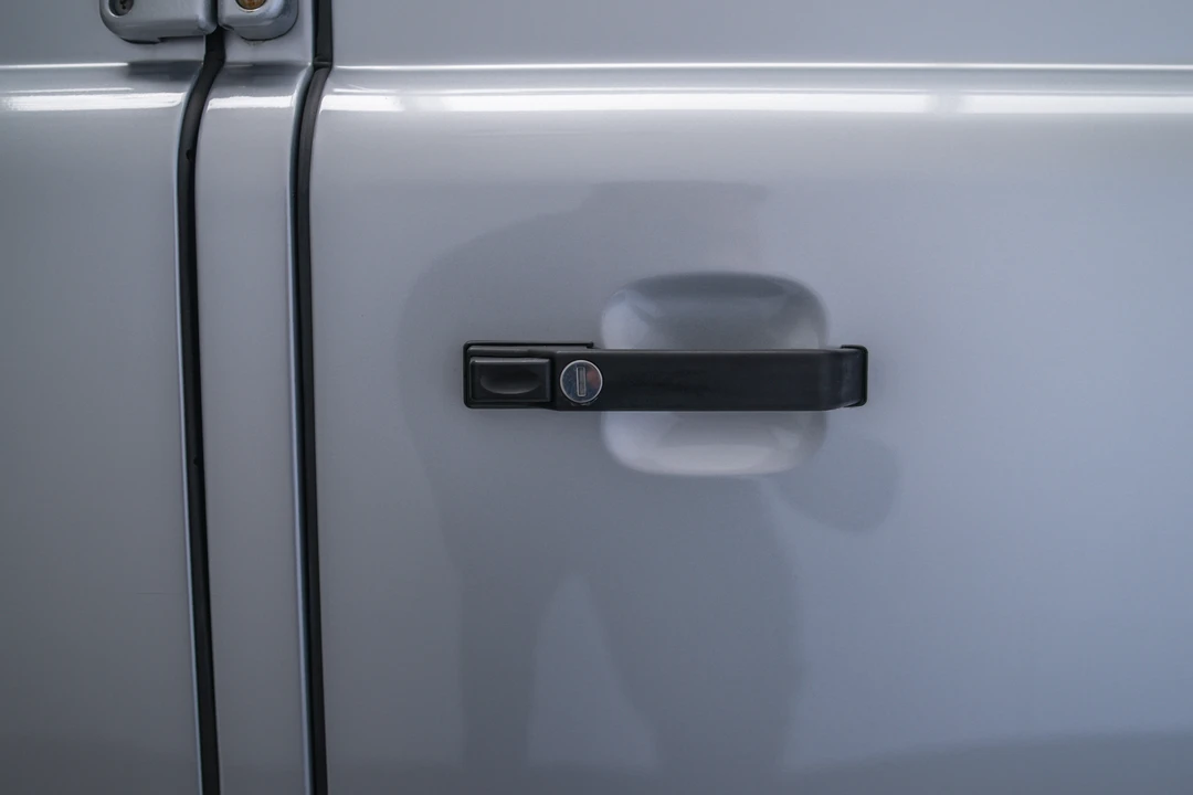 2012 Land Rover Defender 110 - Image 16 of 31