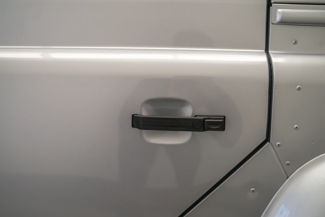 2012 Land Rover Defender 110 - Image 18 of 31