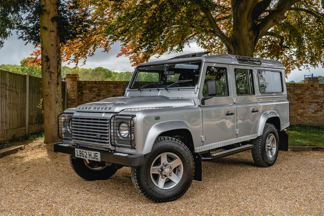 2012 Land Rover Defender 110 - Image 5 of 31