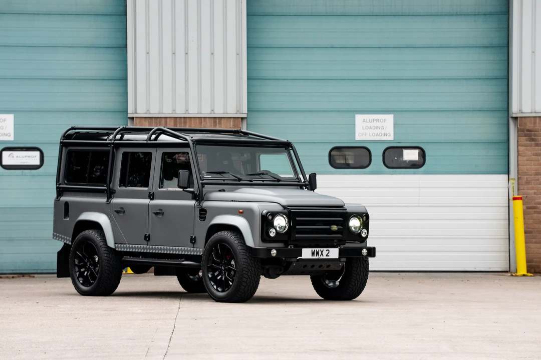 2012 Land Rover Defender 110 - Image 12 of 31