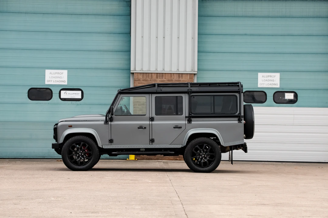 2012 Land Rover Defender 110 - Image 9 of 31