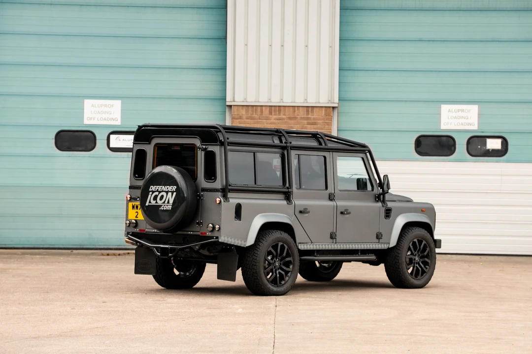 2012 Land Rover Defender 110 - Image 6 of 31