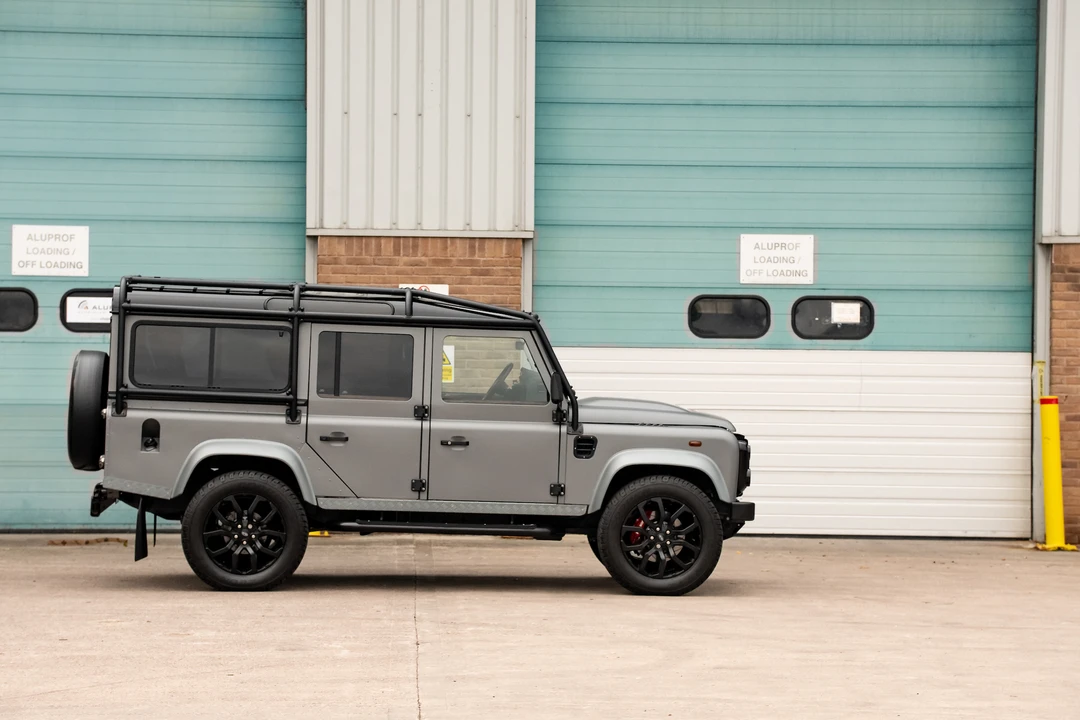 2012 Land Rover Defender 110 - Image 27 of 31