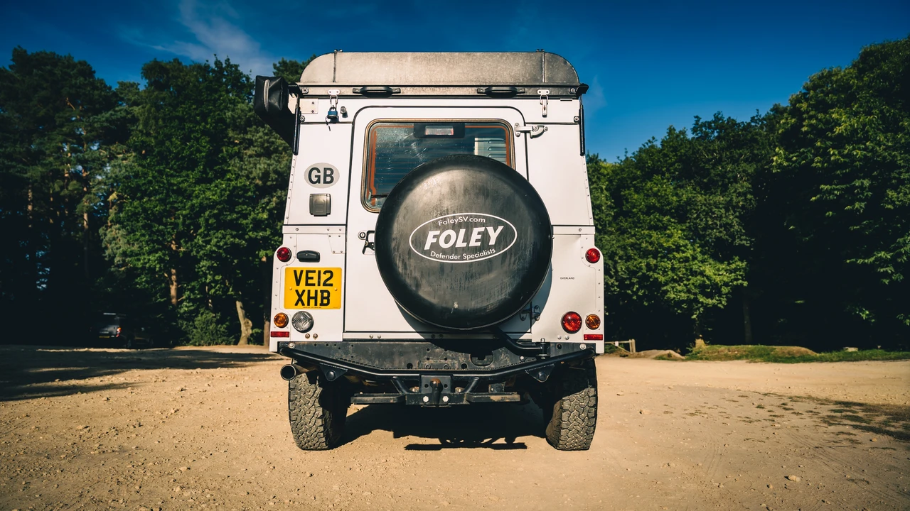 2012 Land Rover Defender 110 - Image 12 of 31