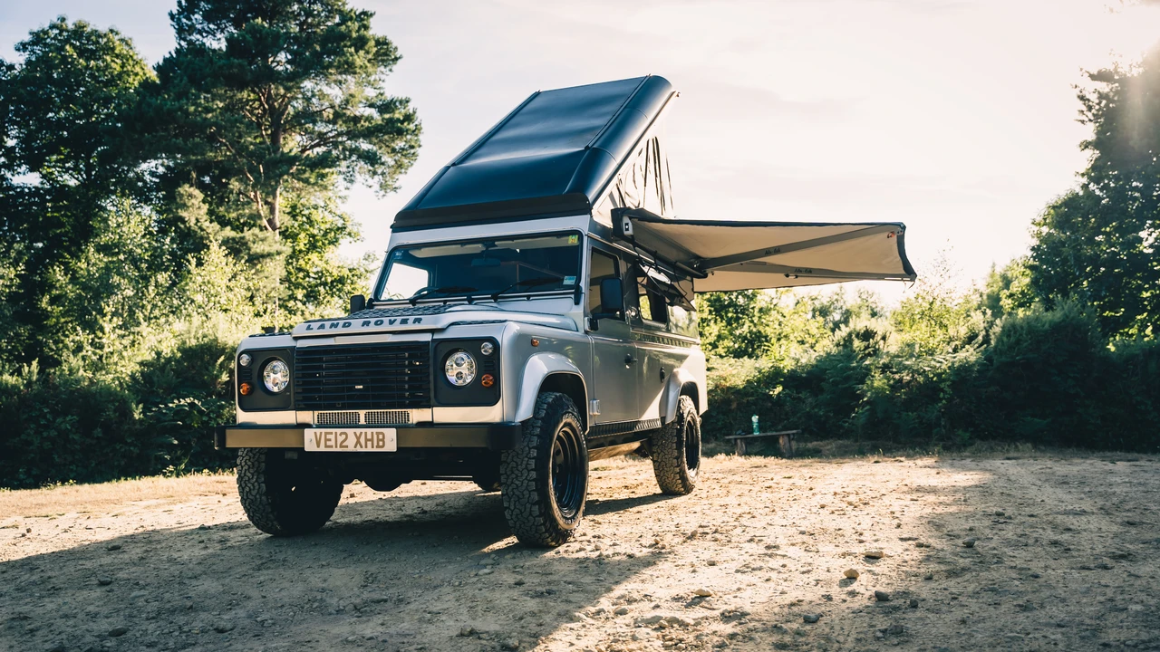 2012 Land Rover Defender 110 - Image 28 of 31