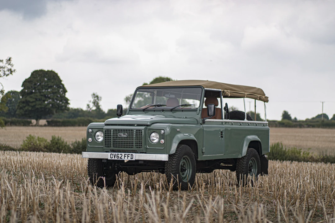 2012 Land Rover Defender 110 - Image 4 of 31