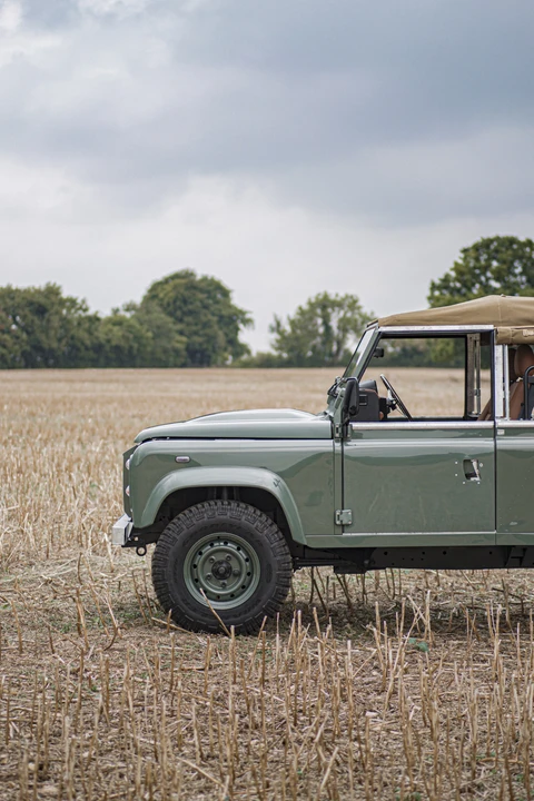 2012 Land Rover Defender 110 - Image 29 of 31