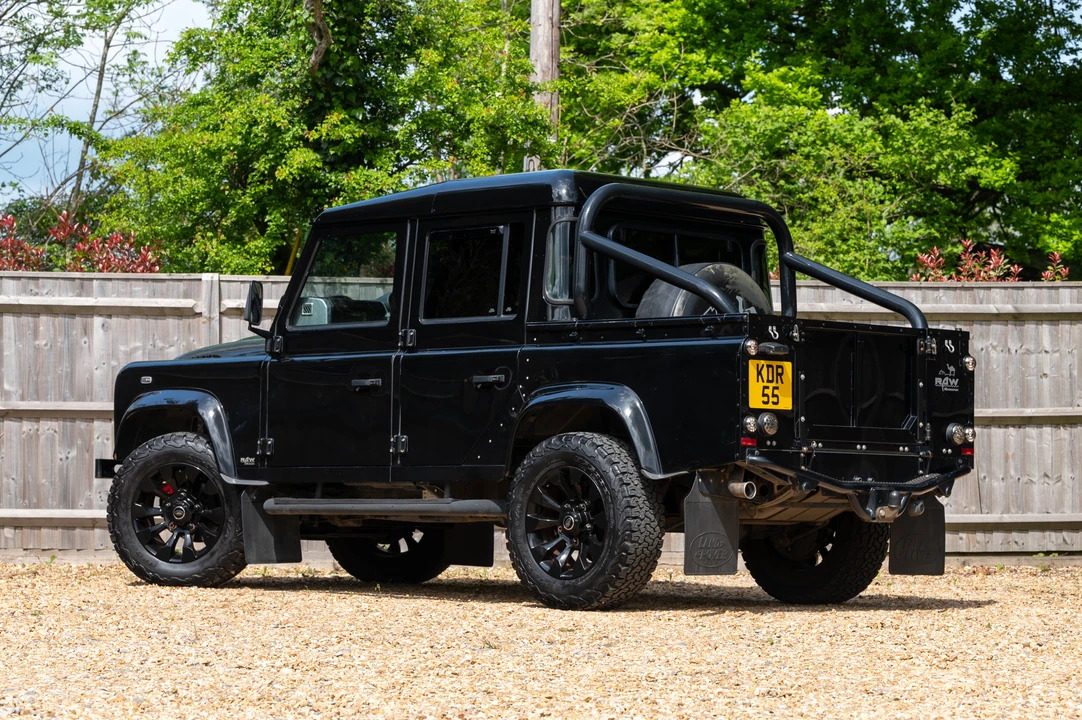 2012 Land Rover Defender 110 - Image 8 of 31