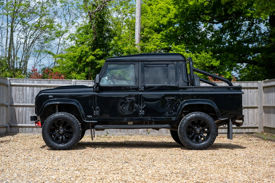 2012 Land Rover Defender 110 - Image 13 of 31