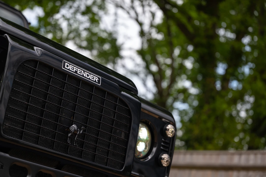 2012 Land Rover Defender 110 - Image 18 of 31