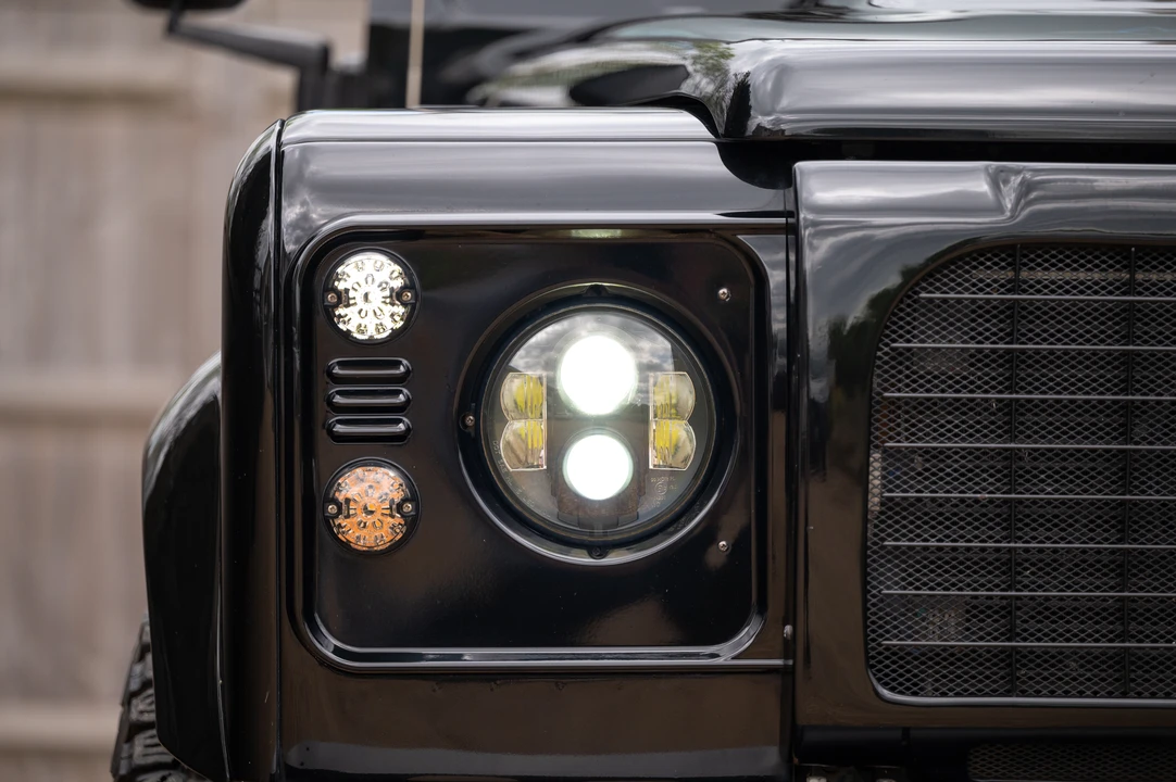2012 Land Rover Defender 110 - Image 21 of 31