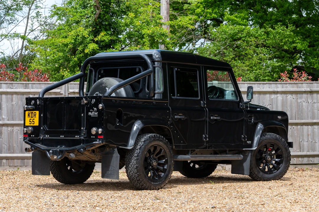 2012 Land Rover Defender 110 - Image 6 of 31