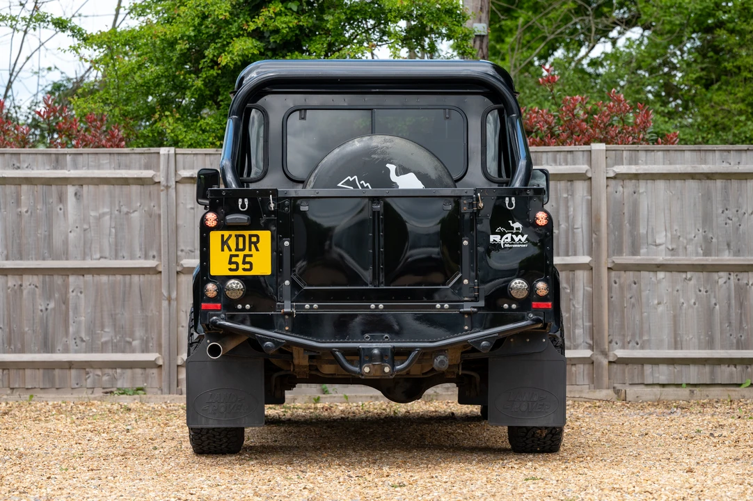 2012 Land Rover Defender 110 - Image 7 of 31