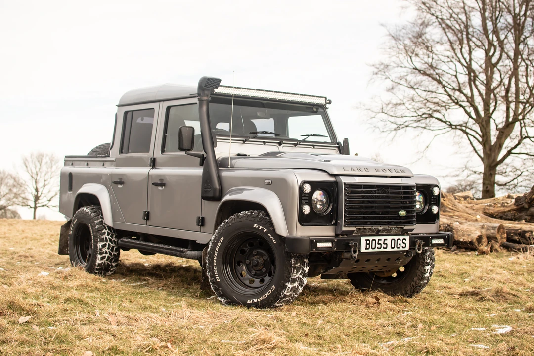 2012 Land Rover Defender 110 - Image 25 of 31