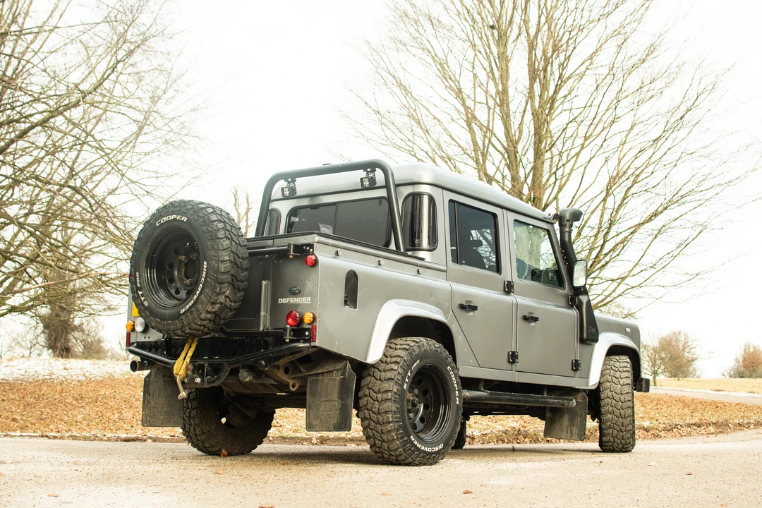 2012 Land Rover Defender 110 - Image 20 of 31