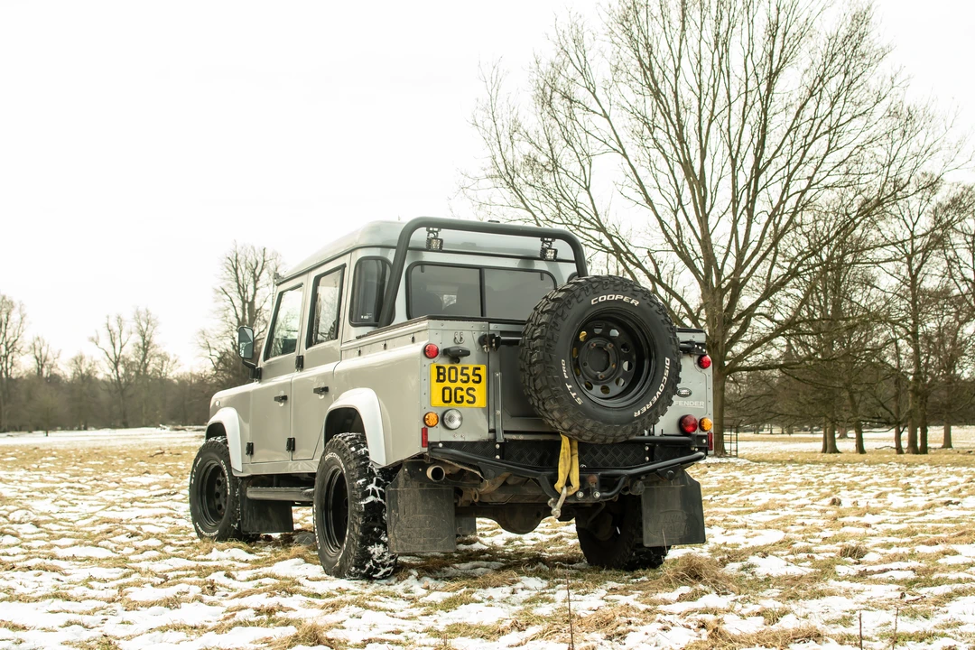 2012 Land Rover Defender 110 - Image 23 of 31