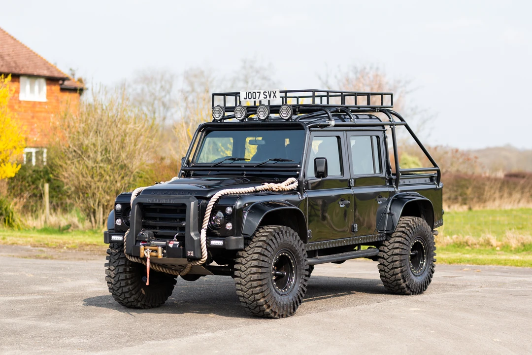 2012 Land Rover Defender 110 - Image 4 of 31