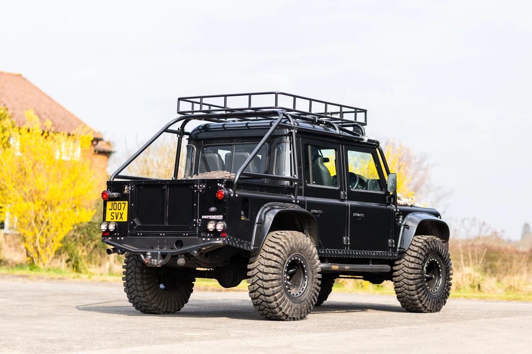 2012 Land Rover Defender 110 - Image 18 of 31