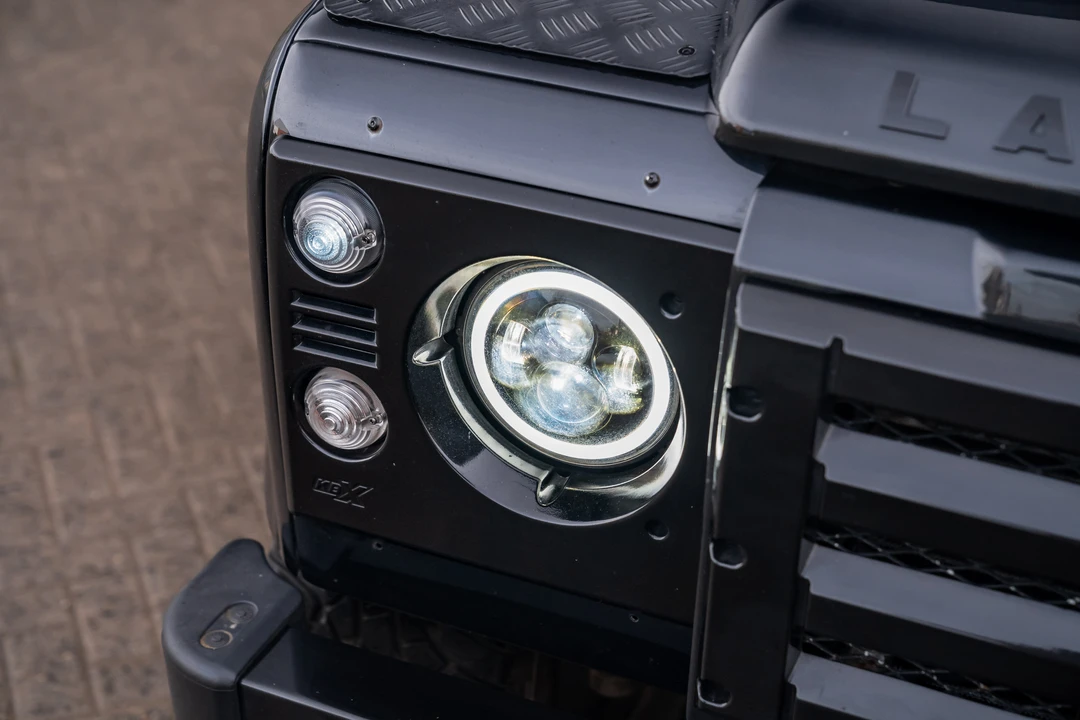 2012 Land Rover Defender 110 - Image 28 of 31