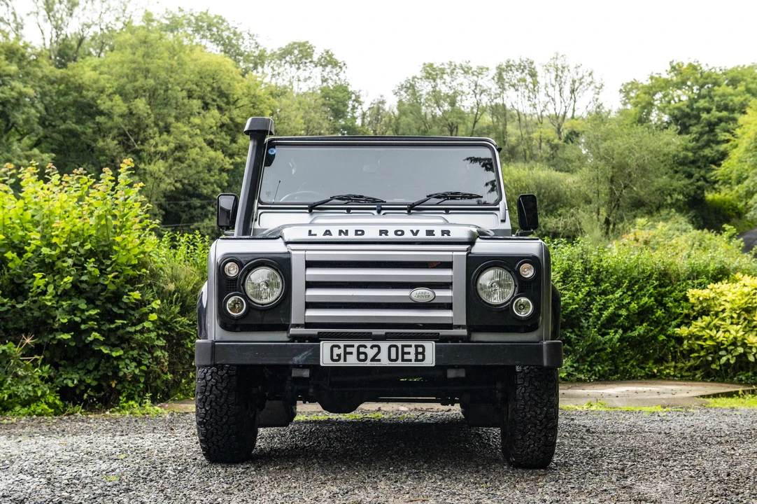 2012 Land Rover Defender 110 - Image 3 of 31