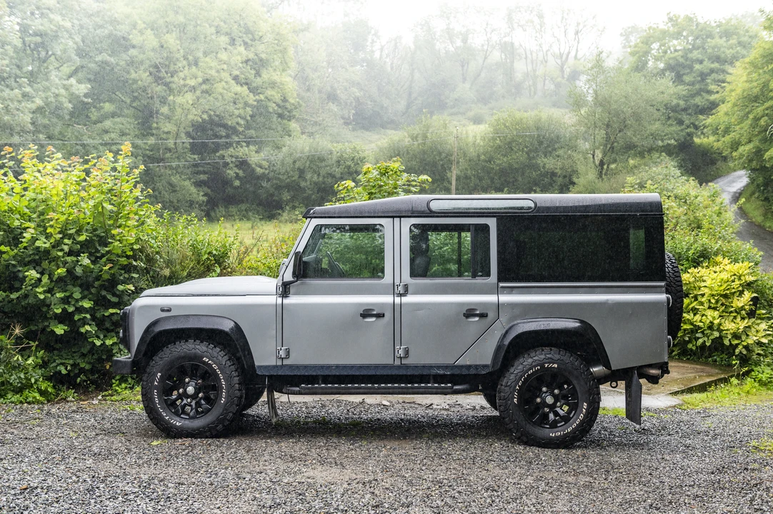 2012 Land Rover Defender 110 - Image 13 of 31