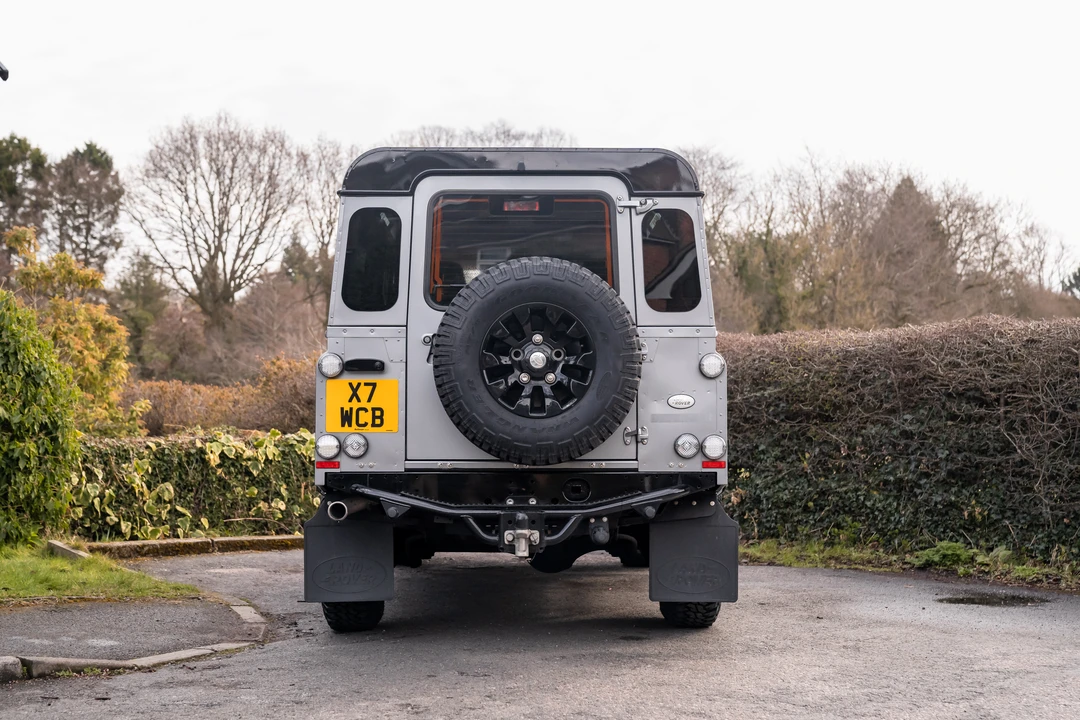 2012 Land Rover Defender 110 - Image 7 of 31