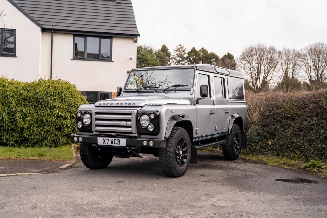 2012 Land Rover Defender 110 - Image 4 of 31