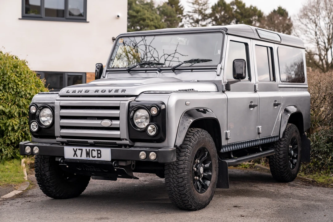 2012 Land Rover Defender 110 - Image 18 of 31