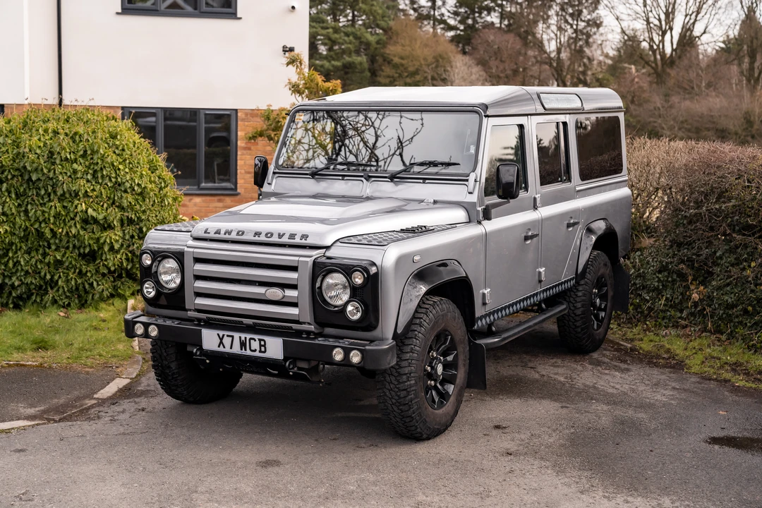 2012 Land Rover Defender 110 - Image 12 of 31