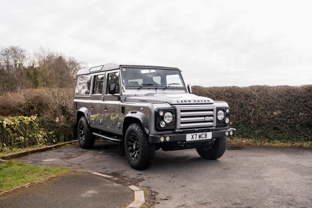 2012 Land Rover Defender 110 - Image 10 of 31