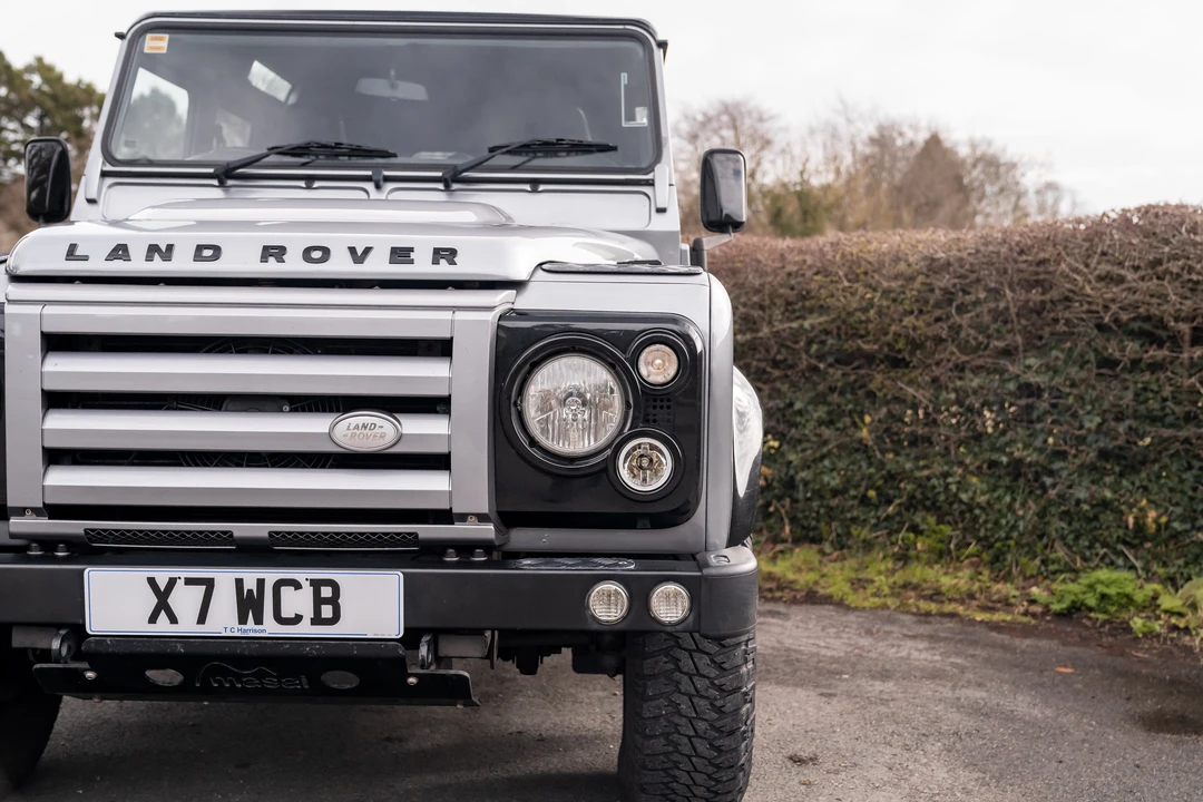 2012 Land Rover Defender 110 - Image 24 of 31