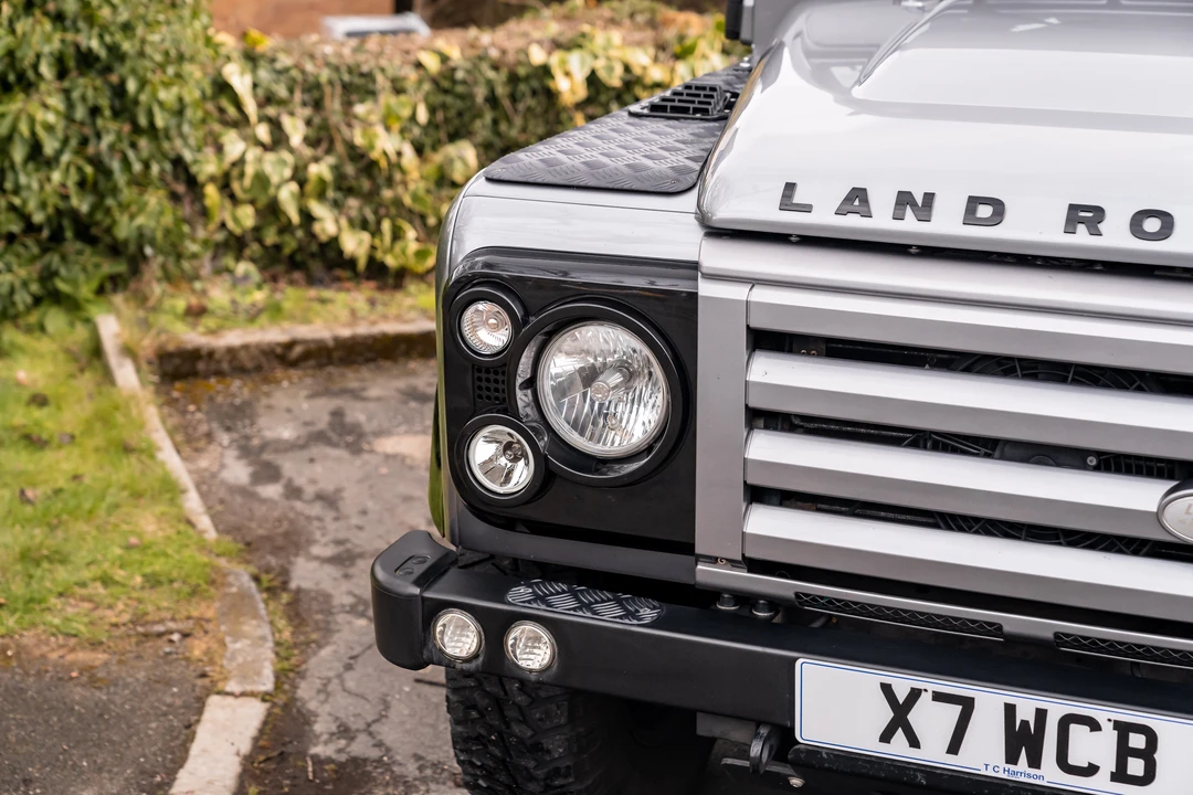 2012 Land Rover Defender 110 - Image 27 of 31