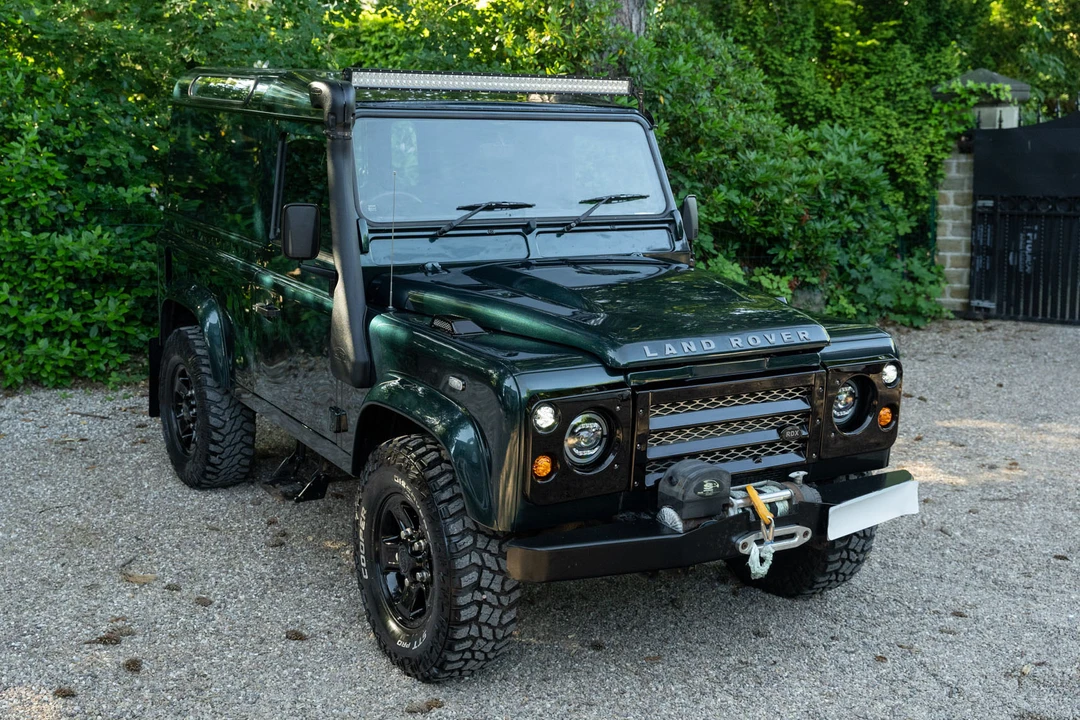 2012 Land Rover Defender 90 - Image 2 of 31