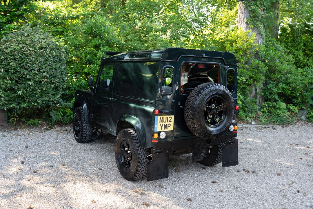 2012 Land Rover Defender 90 - Image 9 of 31