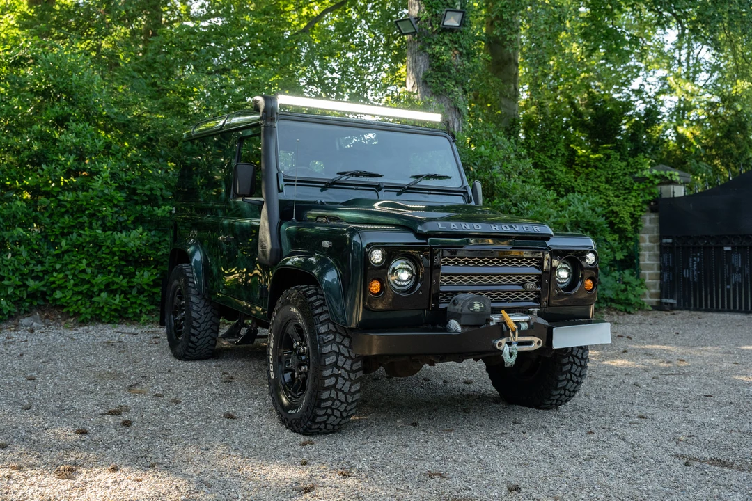 2012 Land Rover Defender 90 - Image 19 of 31