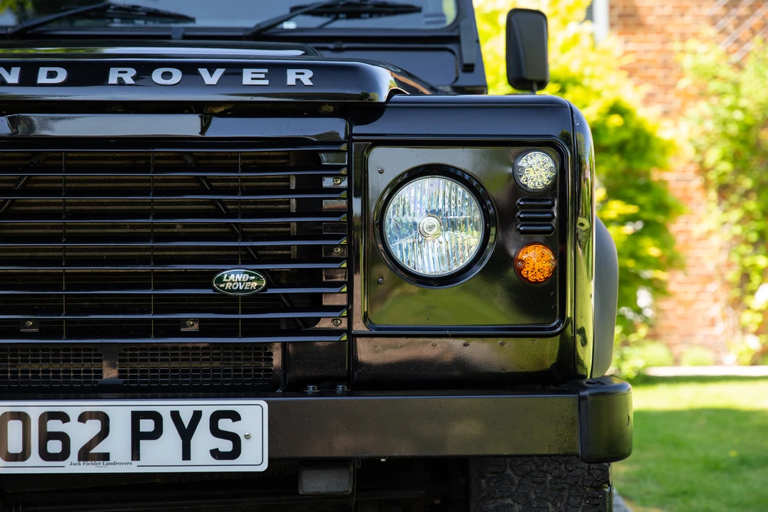 2012 Land Rover Defender 90 - Image 30 of 31