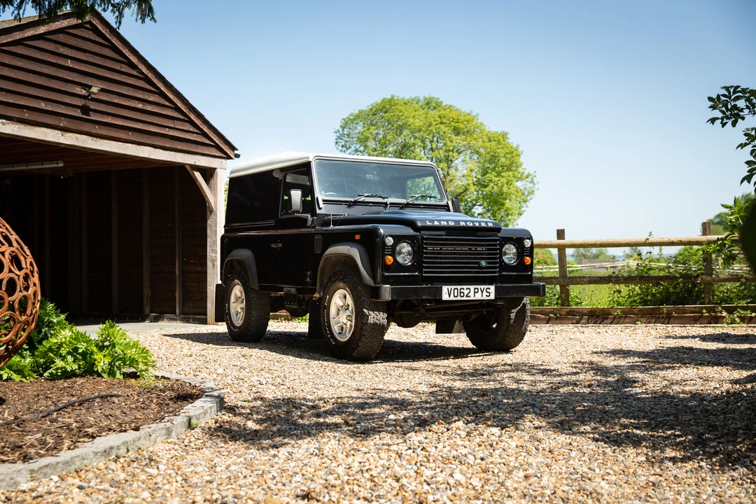 2012 Land Rover Defender 90 - Image 12 of 31