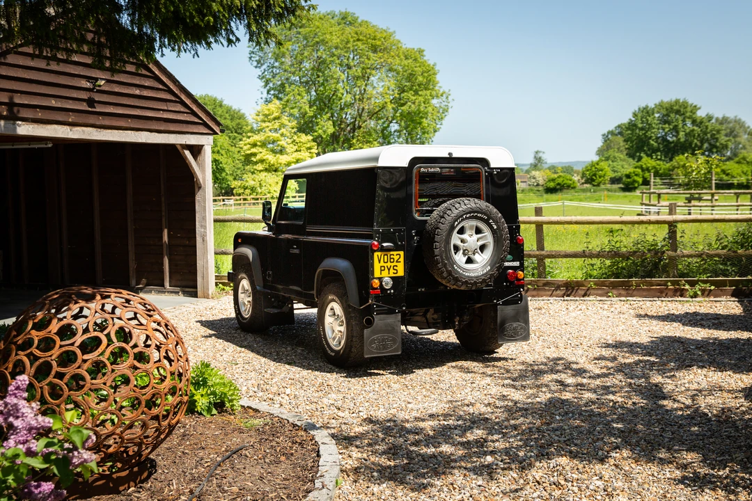 2012 Land Rover Defender 90 - Image 23 of 31